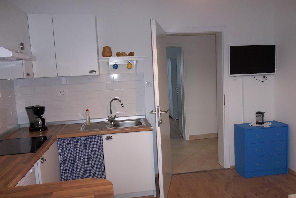 Apartments Relax Punat Room photo