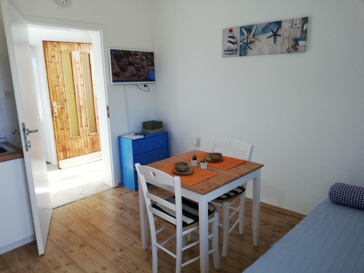 Apartments Relax Punat Exterior photo